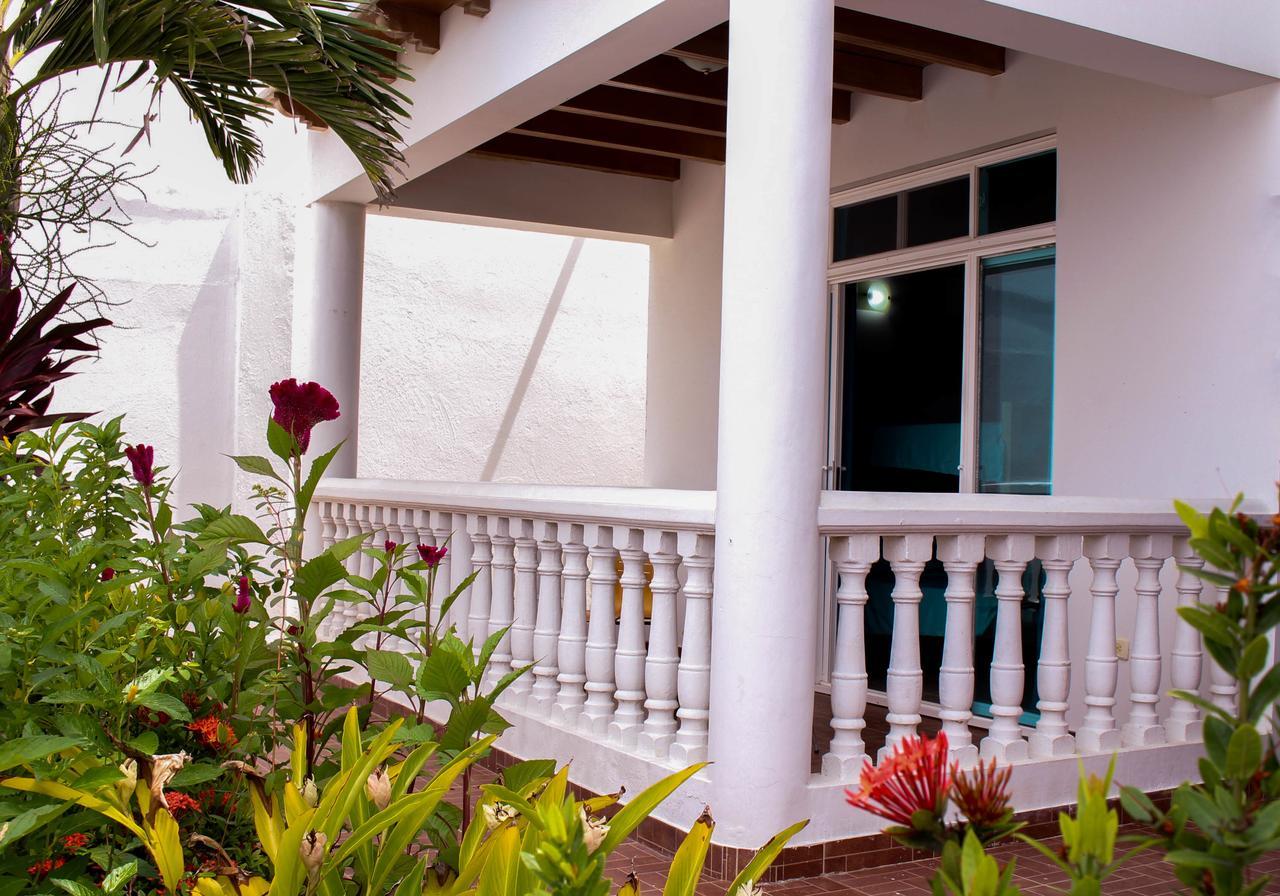 Hotel Aria Manzanillo Cartagena ภายนอก รูปภาพ