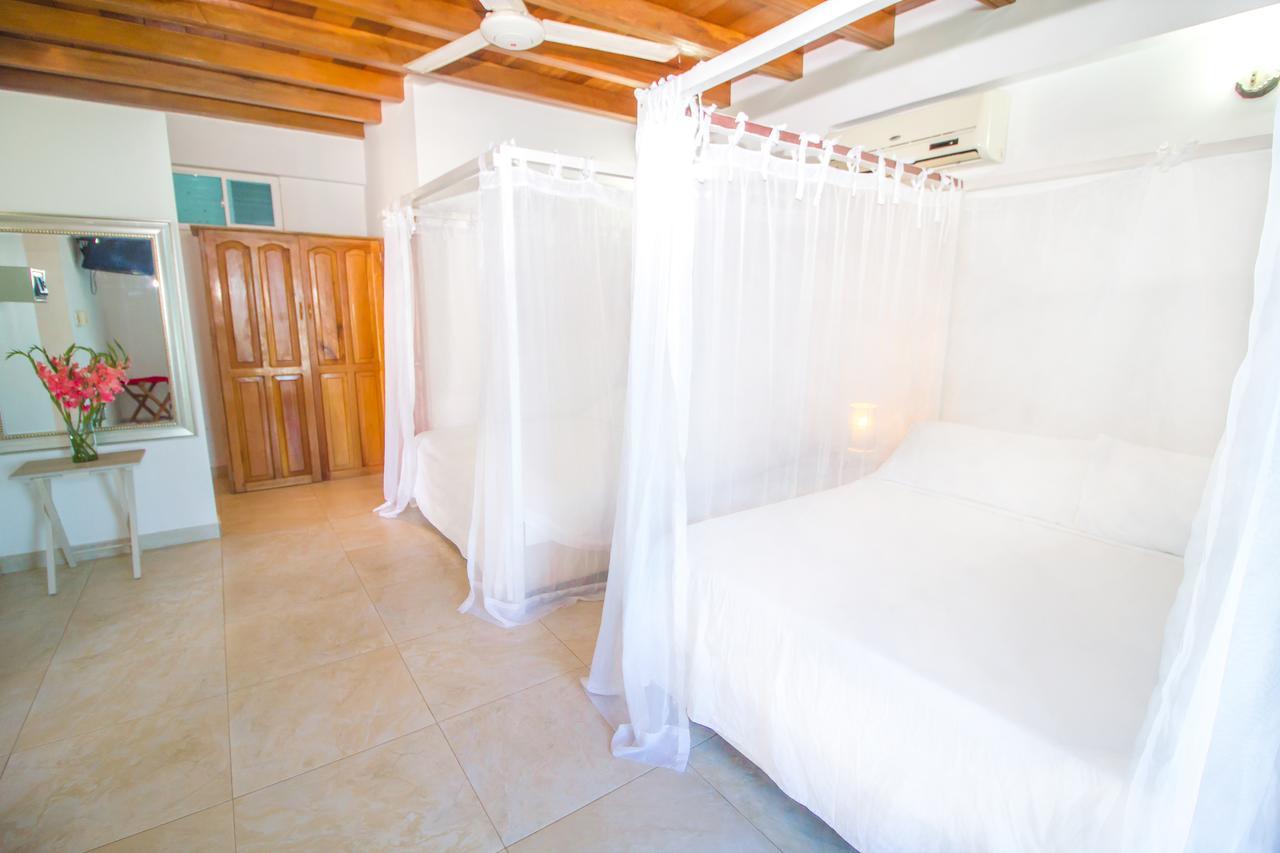Hotel Aria Manzanillo Cartagena ภายนอก รูปภาพ
