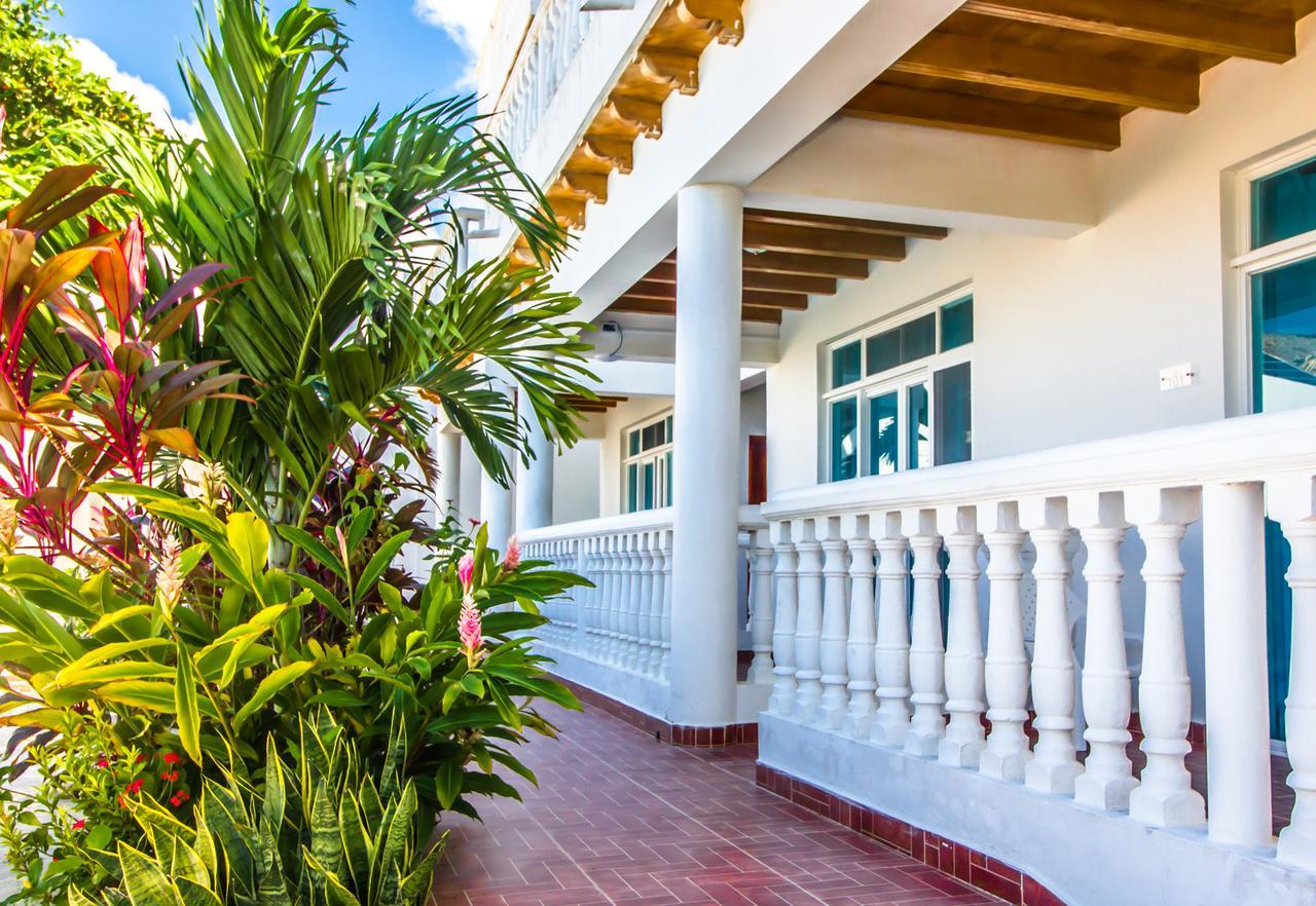 Hotel Aria Manzanillo Cartagena ภายนอก รูปภาพ